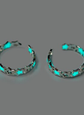 无聊了戴个能发光的星星!创意夜光五角星皓石戒指小众个性时髦