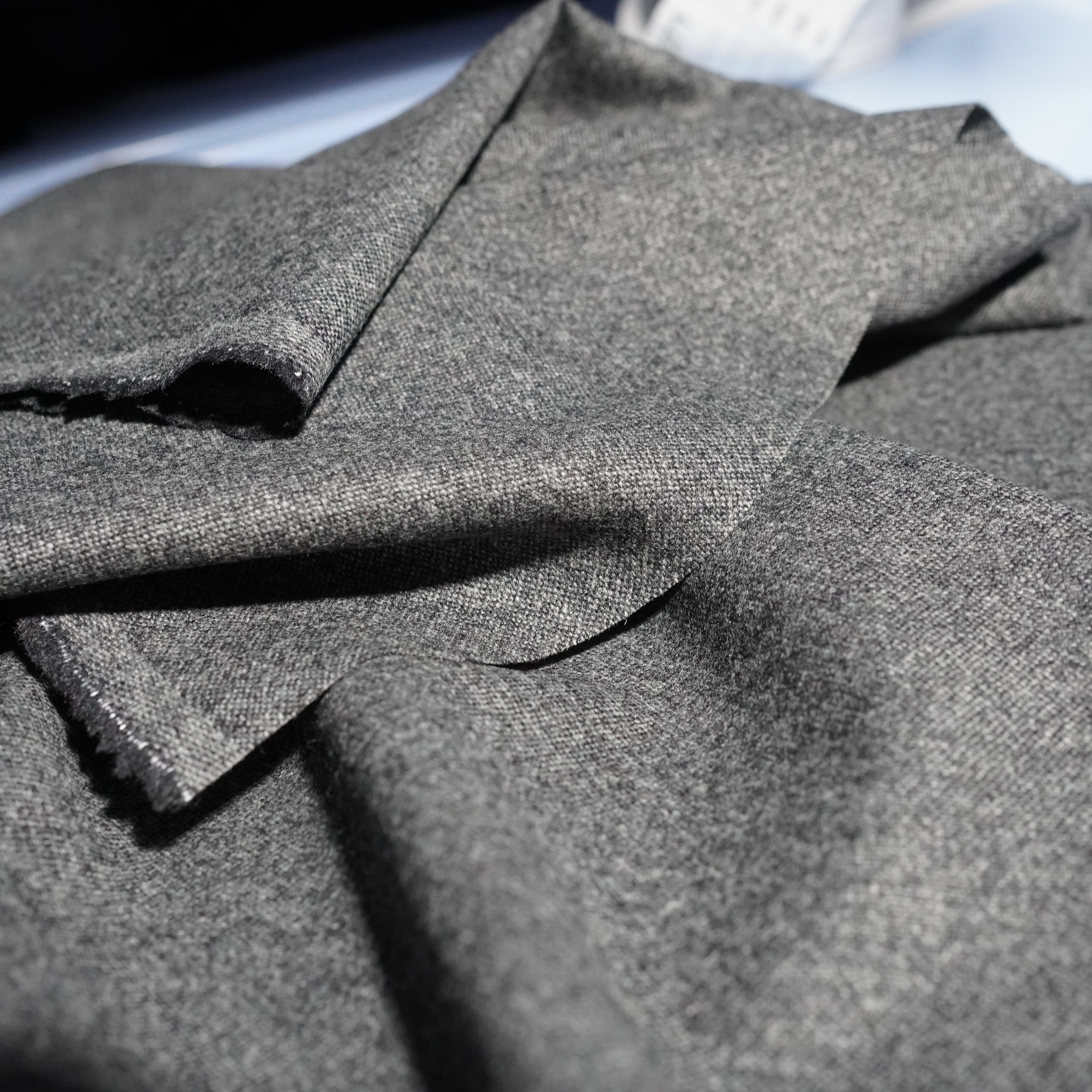 8号康家CC高定薄款提花精纺 300g/3m 70%羊绒20%羊毛10%真丝,淘宝优惠券,粉丝福利购,淘宝优惠卷