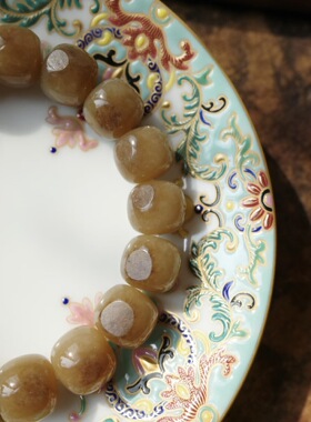 【谢钰儿】新疆和田玉籽料糖玉手串11*12