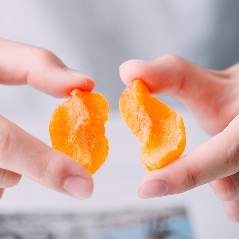 零食我廋了换了件衣裳黄桃干水果干 柯响桃干