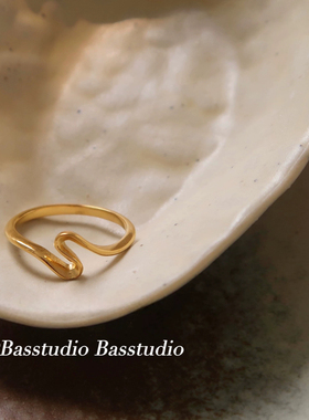 Basstudio 小众设计感莫比乌斯环指环简约日常钛钢戒指轻奢不掉色