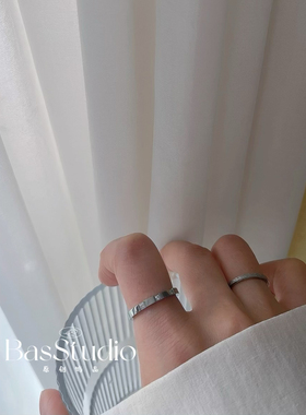 BasStudio 简约高级感三颗钻钛钢戒指可水洗不易掉色叠戴食指戒女