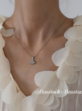 Basstudio 中古香水瓶小裙子扇形美拉德水滴项链锁骨链钛钢镀18K