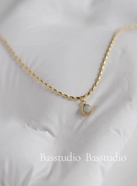 Basstudio不掉色钛钢东陵玉项链女小众设计感锁骨链简约百搭颈链