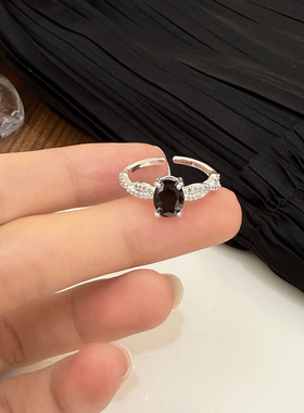 复古时尚冷淡风ins高级感镶锆戒指轻奢百搭气质设计感耳饰女