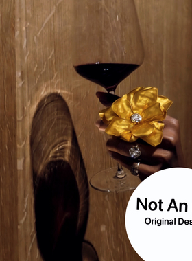 金属立体褶皱花朵水钻戒指