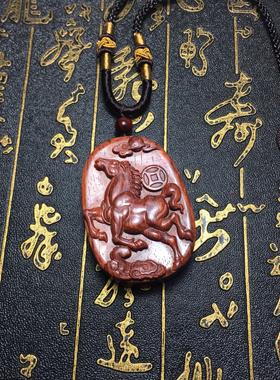 小叶紫檀马牌红木雕刻项