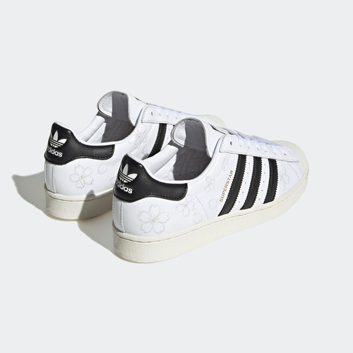 Adidas/阿迪达斯正品新款女士轻便耐磨运动休闲板鞋IG9648 - 图1