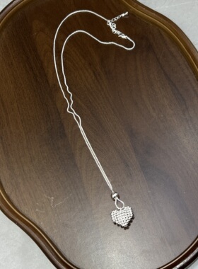 冷淡风简约百搭银色爱心松果吊坠项链个性时髦气质精致长款锁骨链