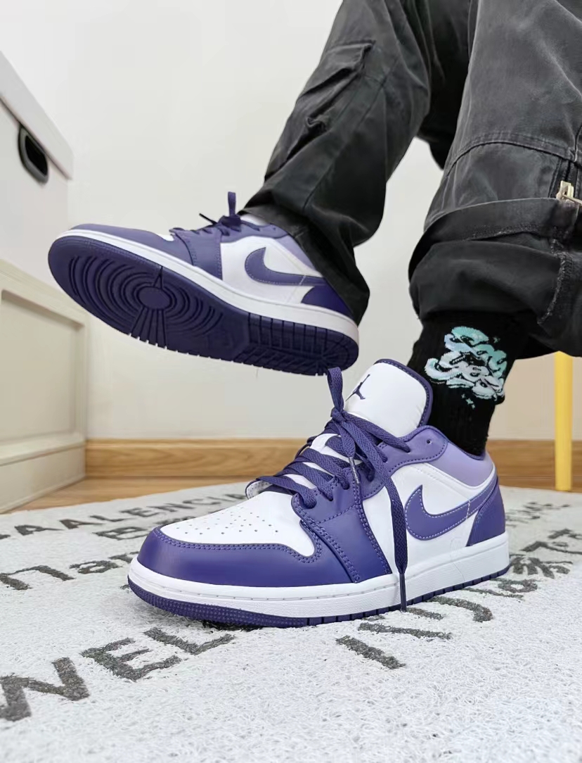 七小七鞋柜 Air Jordan 1 Low烟灰色小DIOR低帮篮球鞋553558-030-图1