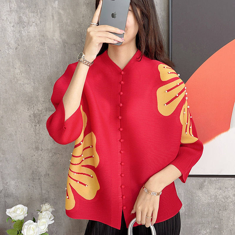 2025新款三宅系列褶皱印花开衫上衣女时尚宽松钉珠蝙蝠袖显瘦衬衫