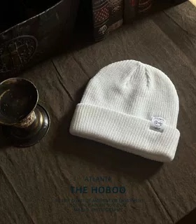 小标很有感觉！贴布标美式毛线帽