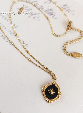 黑色椭圆形芒星吊坠法式项链