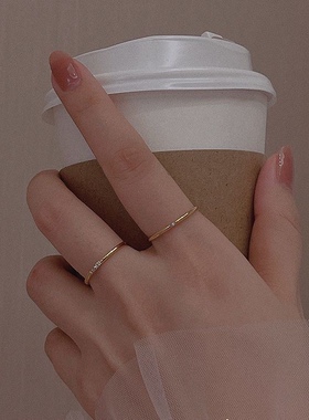 【不掉色不过敏】合金保色极细三颗微小钻锆石小圆戒包金素圈戒指