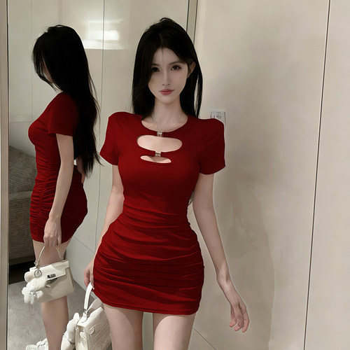 性感辣妹缕空卡扣设计感短袖连衣裙女小众纯欲风修身显瘦包臀短裙 - 图2