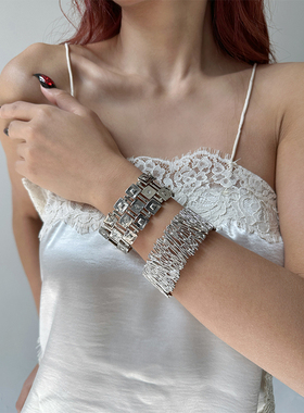 atmshop韩系小众博主银色几何线条宽版手镯复古高级简约弹力手环