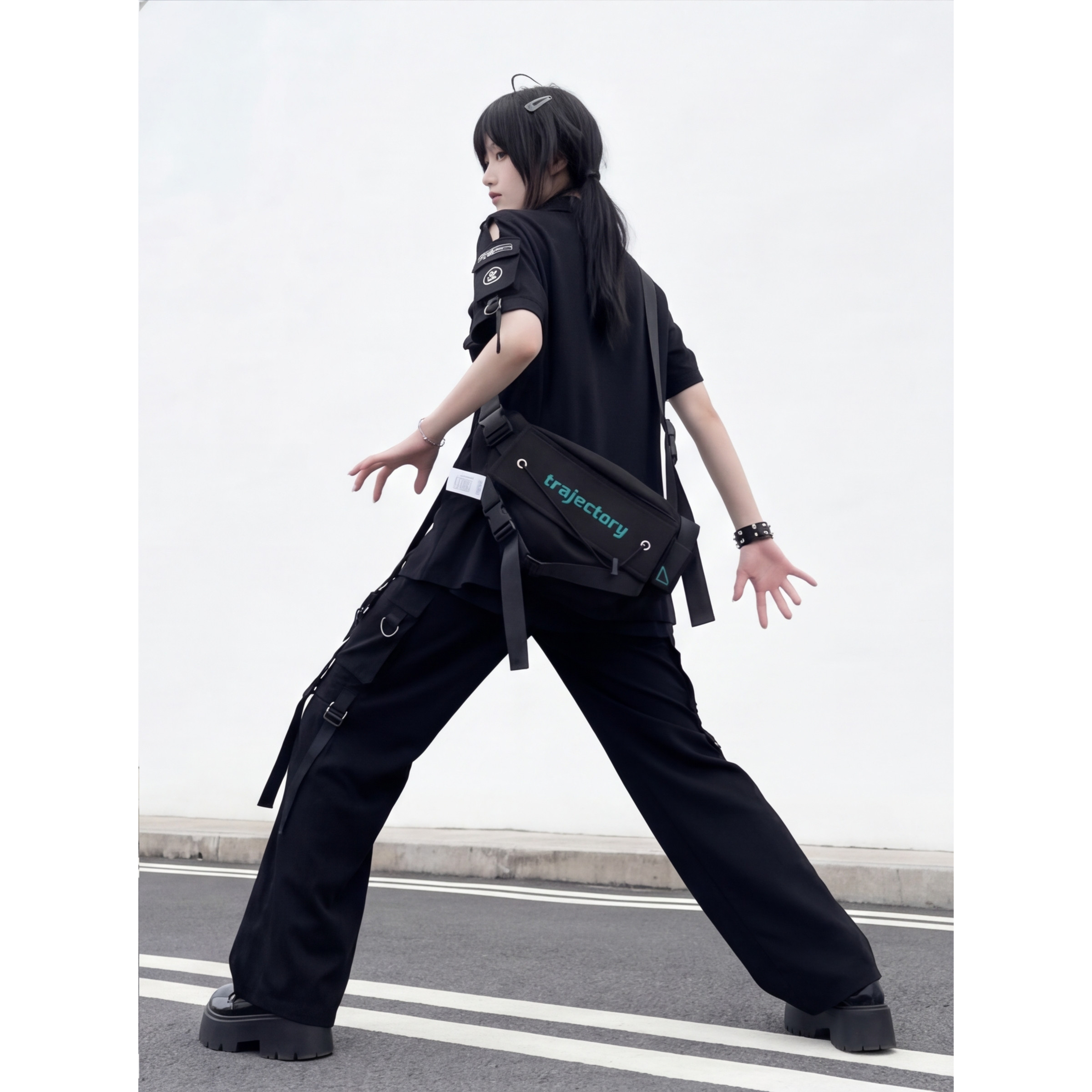 YONAIGA original functional crossbody bag