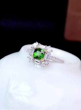 时尚风银饰镀18k女戒