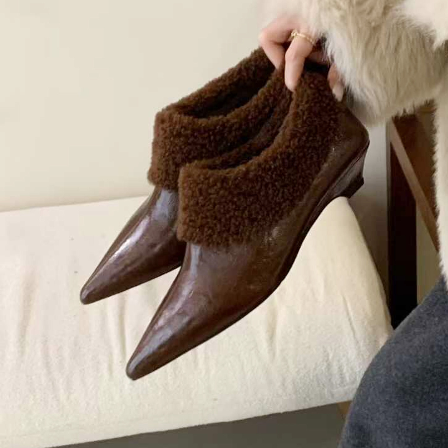 欧美时尚尖头加绒保暖低跟中跟反毛皮瘦脚深口毛毛鞋套脚裸靴女鞋,淘宝优惠券,粉丝福利购,淘宝优惠卷