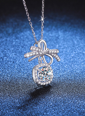 S925纯银项链女 莫桑石轻奢蝴蝶结吊坠1克拉莫桑钻项链女