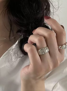 韩国ins风S925纯银创意牛角包戒指女几何齿轮重工时髦感指环日常