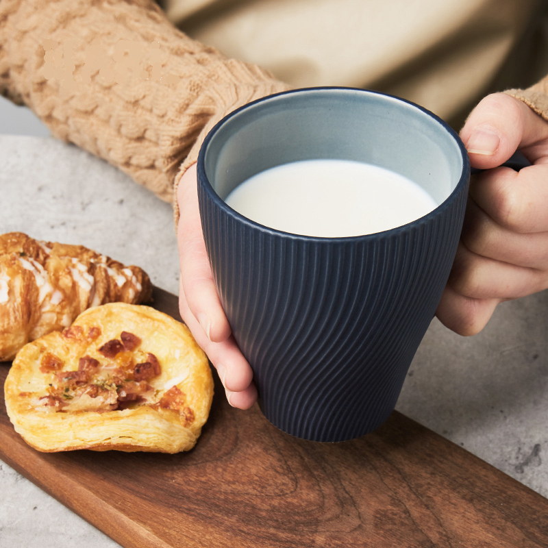 高档马克杯陶瓷杯水杯女生家用咖啡杯高颜值办公室茶杯情侣杯子