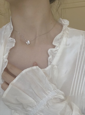 回馈8.8折颈间蝴蝶925银锁骨链