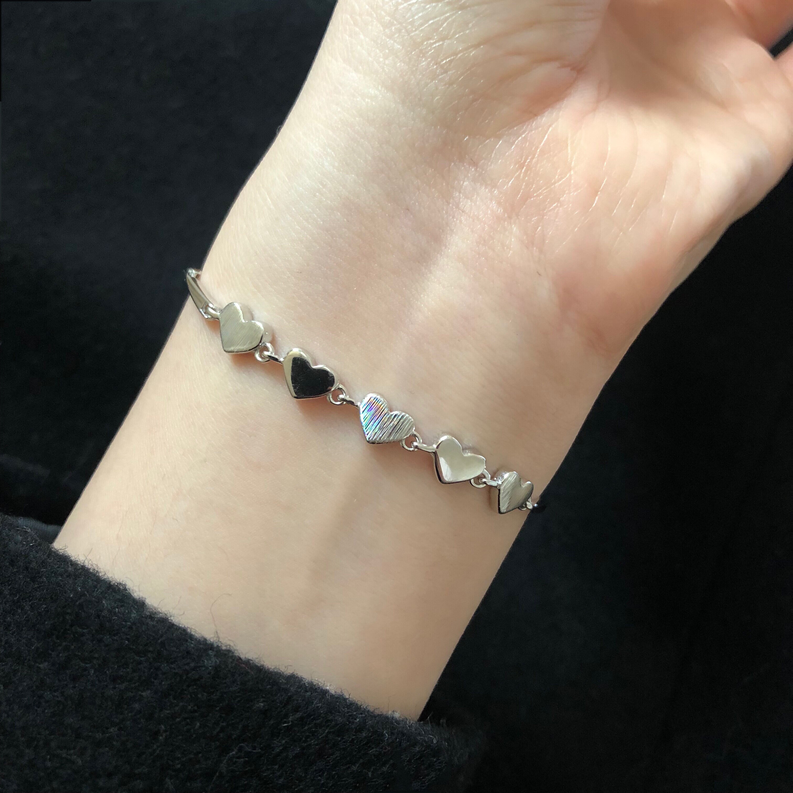 重工!hin质感 炫彩拉丝工艺 通体纯银爱心手镯手链