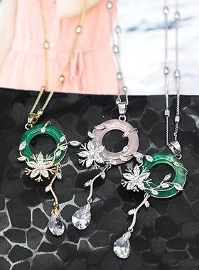 新中式休闲玉髓圆环花朵长款项链