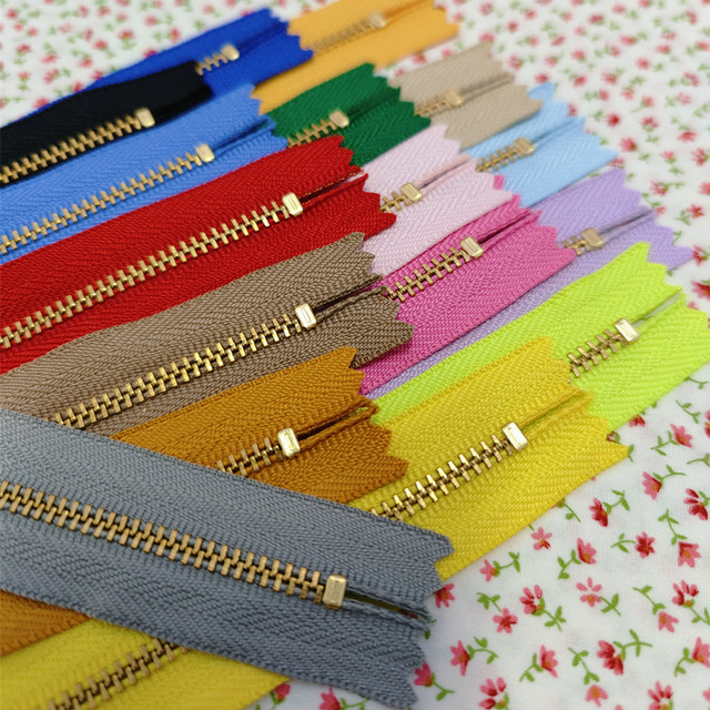 Japanese ykk gold water drip head 3 metal zipper