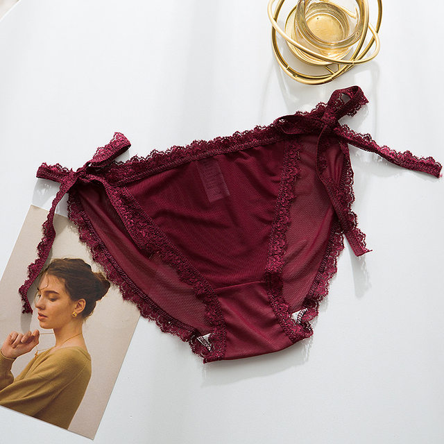 Lace underwear ladies sexy straps on both sides can unbutton the hollow lace, transparent low -waist summer new trousers