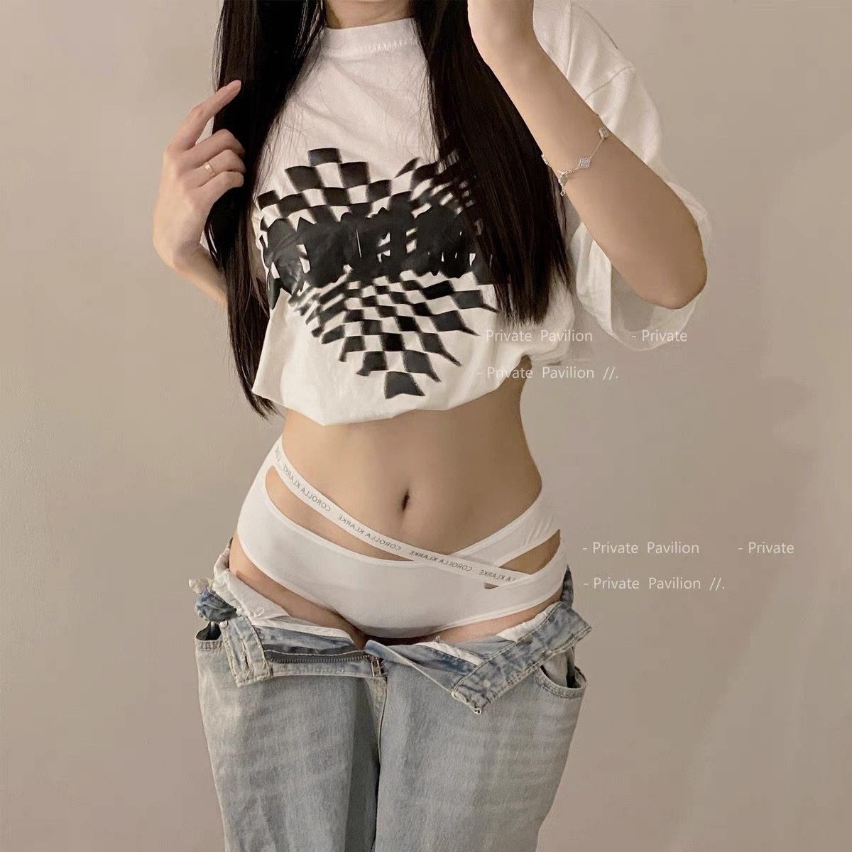 内裤女纯棉抗菌裆性感2024新款中腰无痕镂空欧美字母带女士三角裤,淘宝优惠券,粉丝福利购,淘宝优惠卷