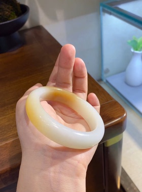 新疆和田玉且末温柔糖白手镯宽版泥鳅背镯油润细腻53.5*15*9.5