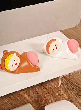 治愈系电脑桌面解压装饰摆件办公室工位情绪稳定可爱玩偶女生饰品