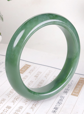 收藏级和田碧玉老料无黑点手镯
