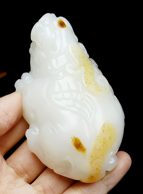收藏级和田玉貔貅把件招财纳福