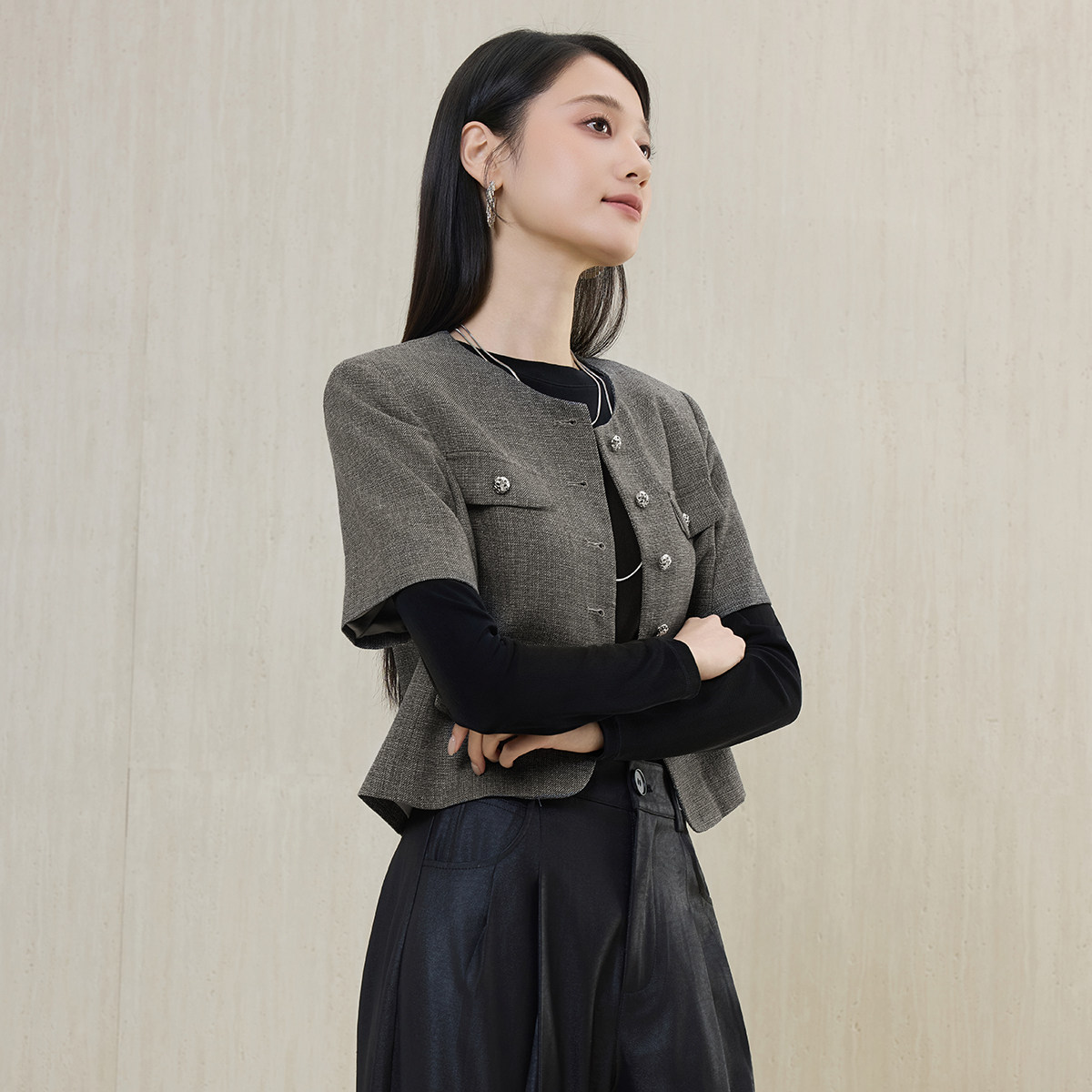 佳人苑短外套女2026年春季新款圆领金属排扣门襟小香风外套干练,淘宝优惠券,粉丝福利购,淘宝优惠卷