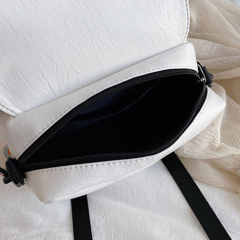 小雏菊休闲包黑色酷个性ins斜挎包 佰利老人箱包女士包袋