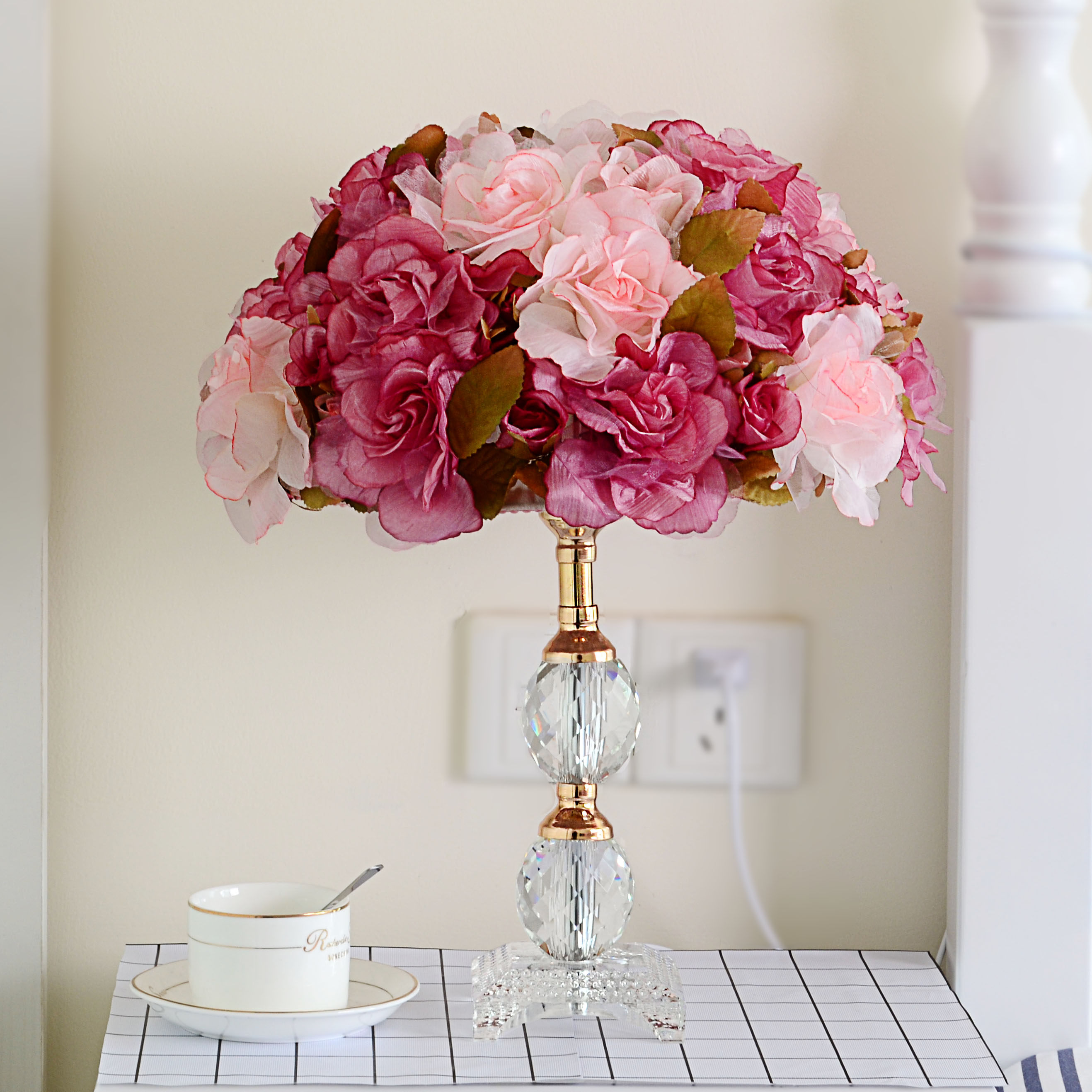 卧室床头灯结婚布艺花朵水晶台灯调光温馨浪漫玫瑰婚房婚庆台灯