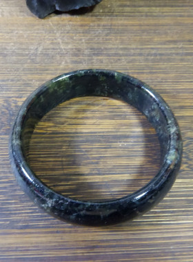 新疆黑色陨石岫玉手镯