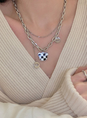 双层小熊棋盘格卫衣项链女ins潮嘻哈毛衣链女秋冬钛钢不掉色配饰
