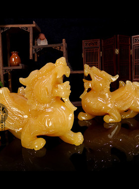 天然米黄玉霸王貔貅摆件飞天玉石皮丘开业送礼办公室客厅装饰品