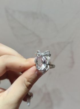 2025新品小众轻奢礼物盒碎钻大颗粒白水晶开口可调节戒指饰品礼物