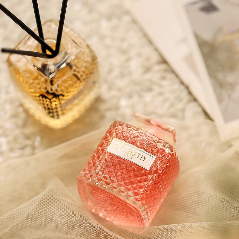 高品回忆香薰家用空气清新剂房间除异味持久无火香薰50ml精油卧室,淘宝优惠券,粉丝福利购,淘宝优惠卷