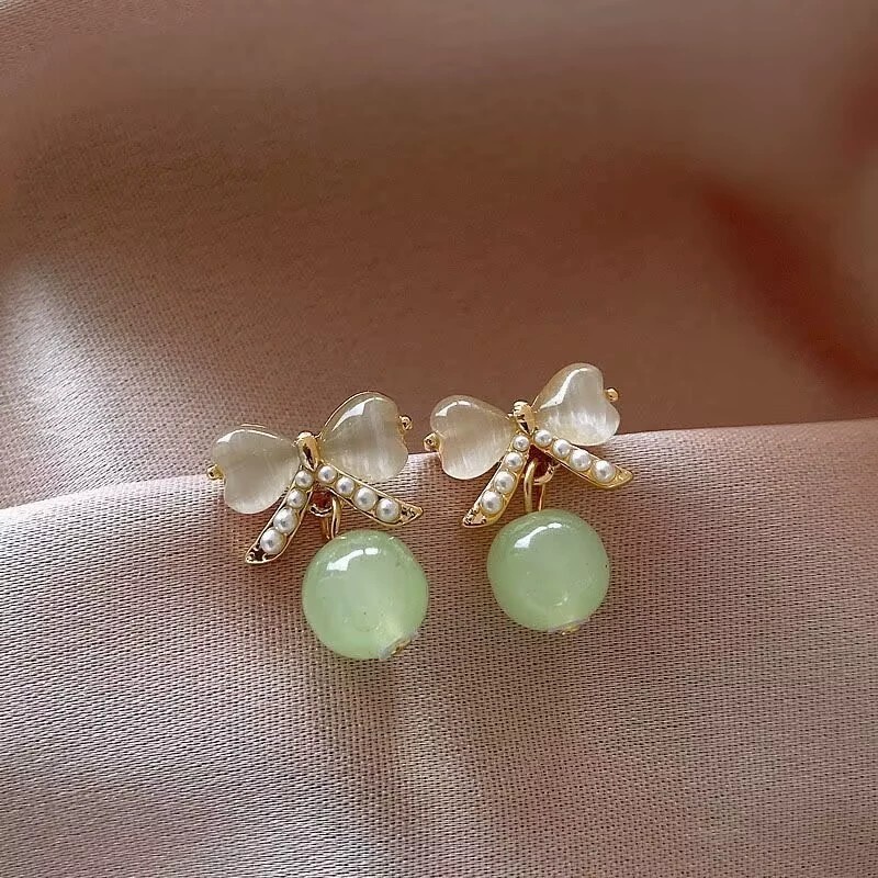 新中式国风仿和田玉蝴蝶结耳钉小众设计高级感旗袍耳环女时尚耳饰,淘宝优惠券,粉丝福利购,淘宝优惠卷