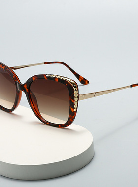 保罗雷朋官网跨境新款太阳镜女防紫外线黑色墨镜女明星款开车防晒