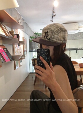 WBB小众设计款五片帽复古格纹棒球帽女休闲百搭麂皮帽檐平檐帽子