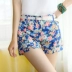 Quần short nữ cạp cao mùa hè mặc hoa dại quần ngắn giản dị in ba điểm thun thun quần đi biển quần nóng - Quần short quần đùi bò nữ Quần short