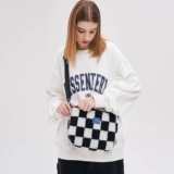 Оригинальная сумка через плечо, шахматы, трендовая плюшевая сумка на одно плечо