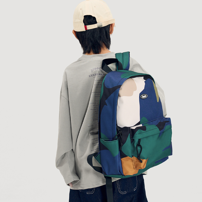 FREEIN儿童双肩包幼儿园小学书包户外轻便背包女男孩包一到三年级 - 图1